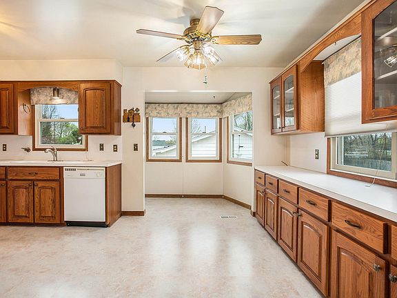 5th image of 526 Westway Dr NW