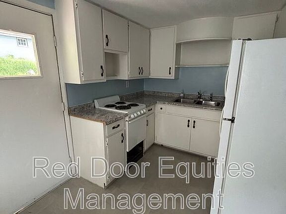 5th image of 1215 N Columbus St APT D
