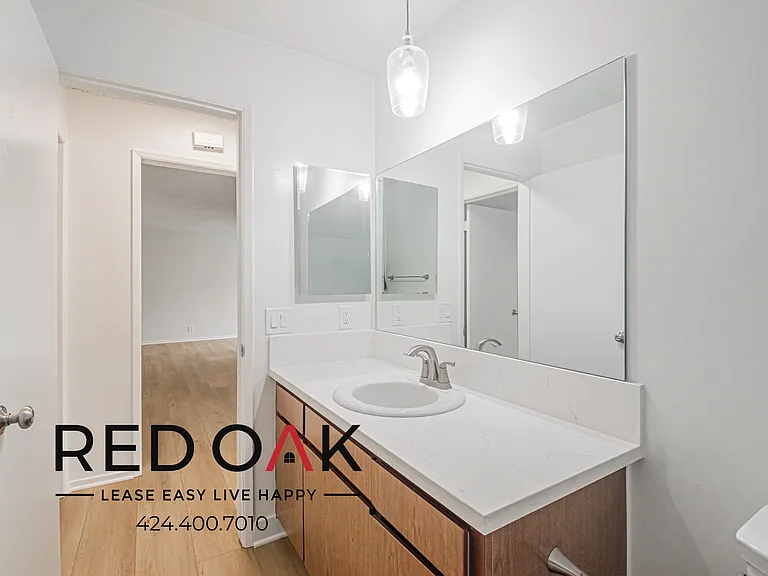 411 E Bay State St — Photo 54