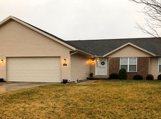 1435 Bluebell Ln, Farmer City, IL 61842