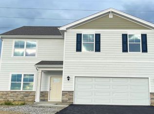 10669 Blaine St, Saint John, IN