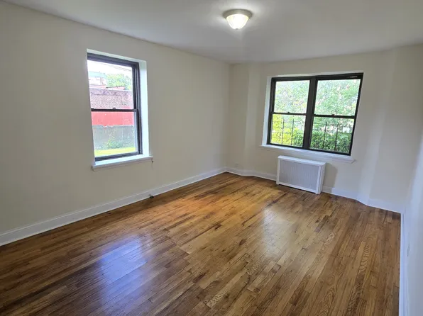 21-12 78th Street image 2 of 8