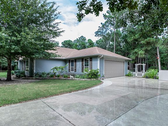 4th image of 28600 Equestrian Dr