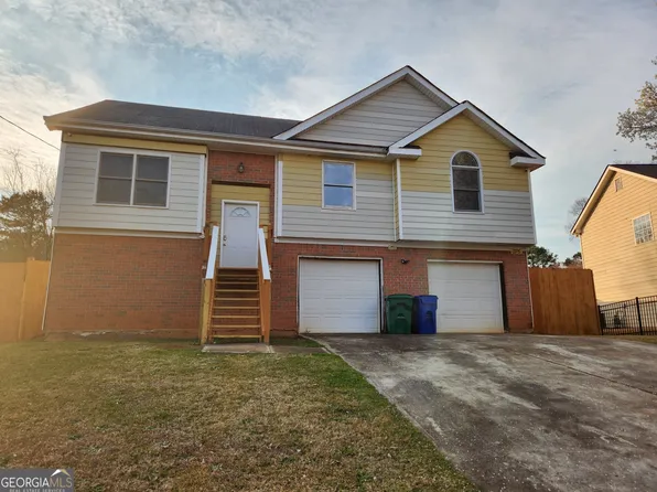 6160 Great Oaks Dr, Lithonia, GA 30058