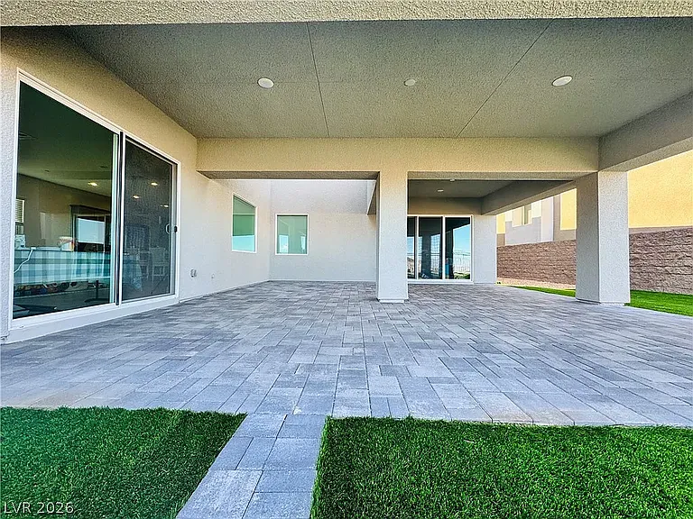 338 Kandinsky Ct — Photo 7