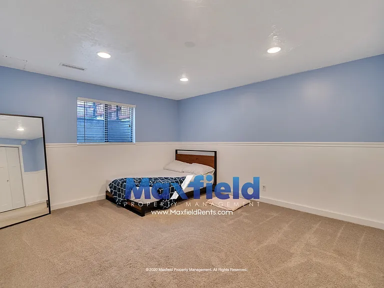 11670 S Hidden Valley Blvd — Photo 22