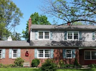 51 Holland Dr, Chalfont, PA 18914