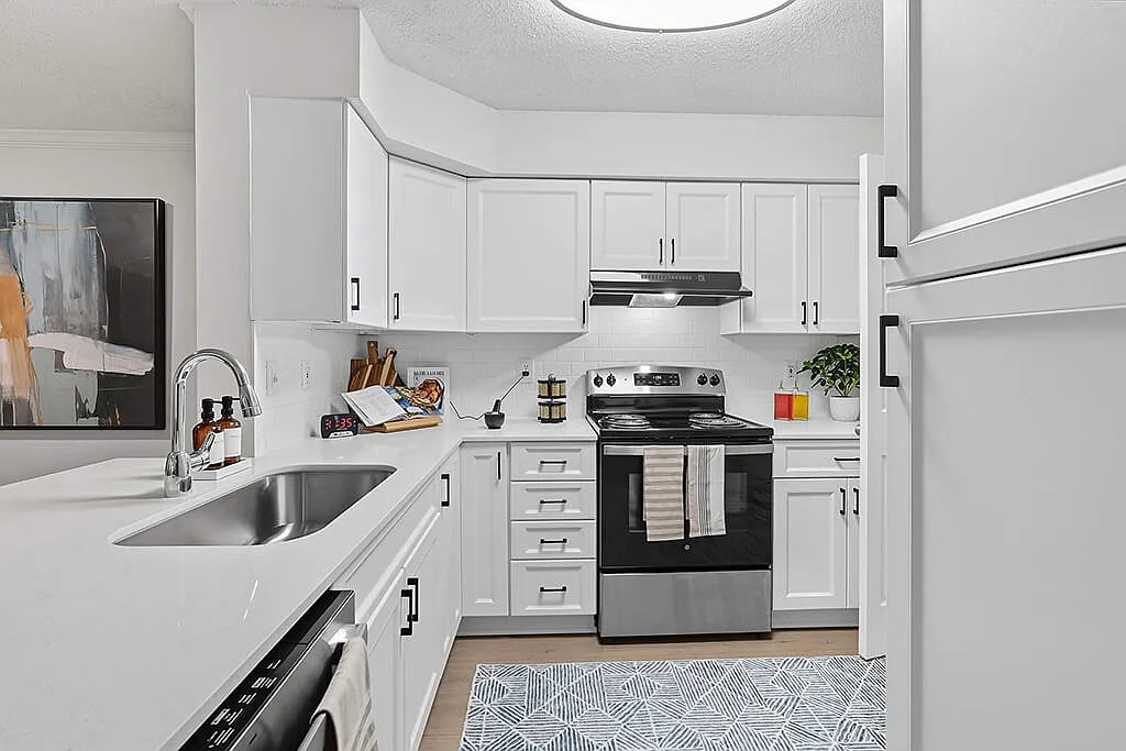 Chroma Park Apartments — Photo 1