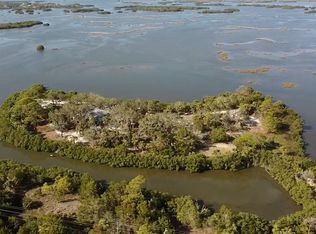 11550 SW State Road 24, Cedar Key, FL 32625