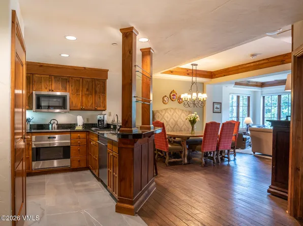 242 E Meadow Dr #304, Vail, CO 81657