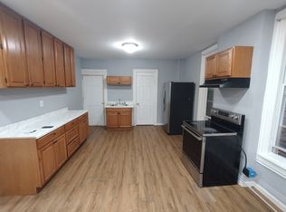 3159 6th Ave #2, Troy, NY 12180