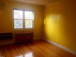 2148 28th St, Astoria, NY 11105