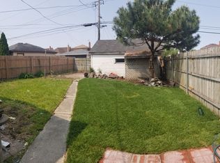 5200 S Monitor, Chicago, IL 60638