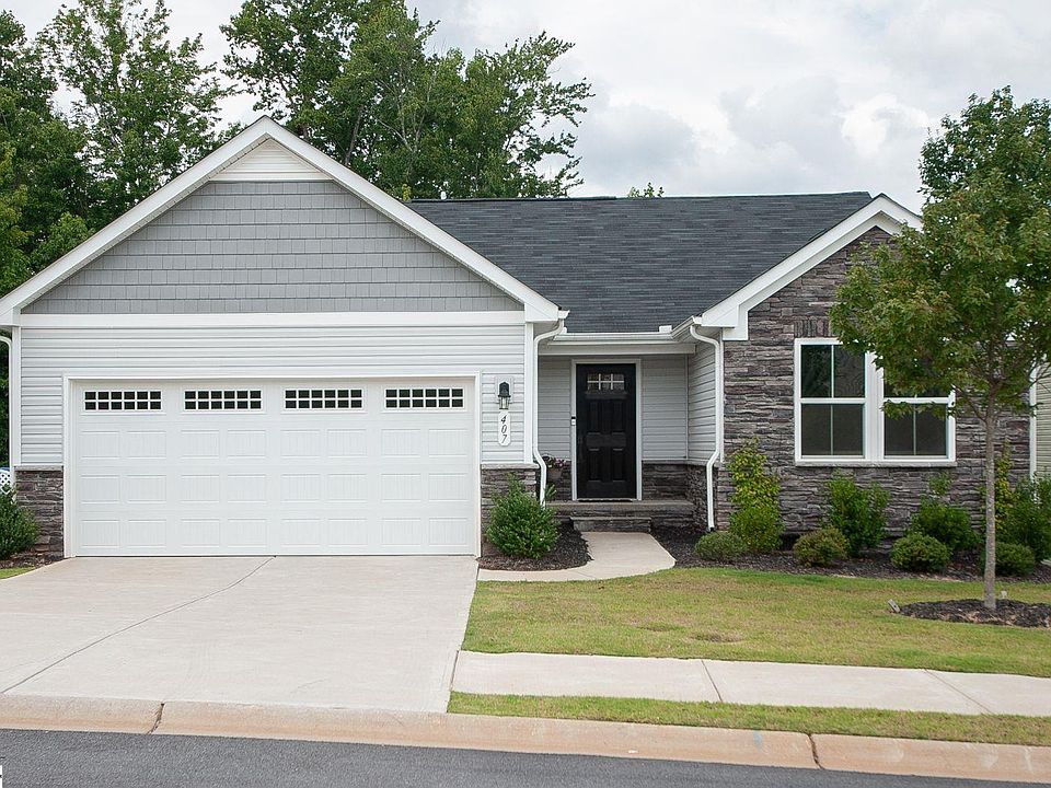 1st image of 407 Edgehill Ct