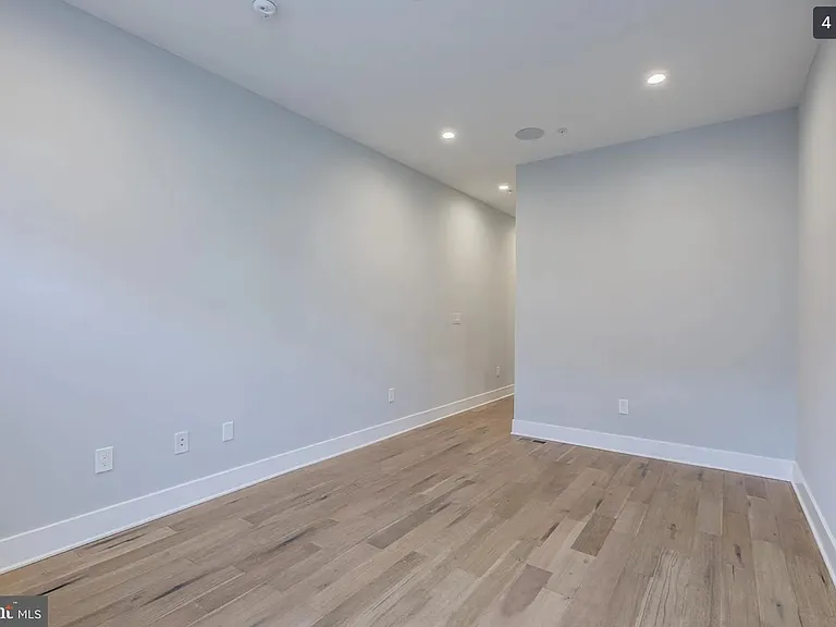 2222 E Albert St — Photo 18