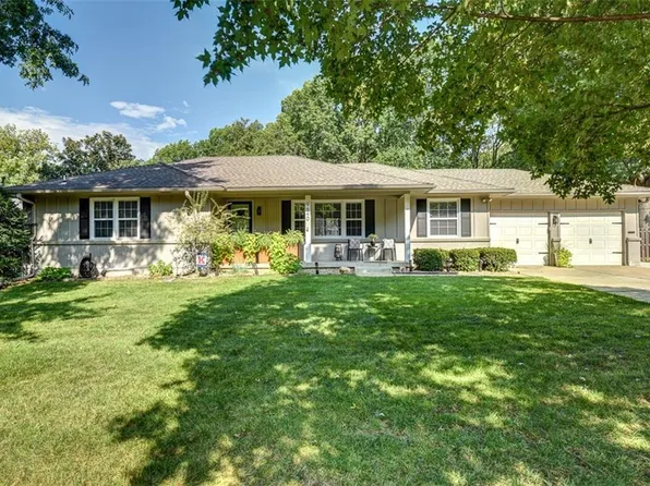 9640 Catalina St, Overland Park, KS 66207