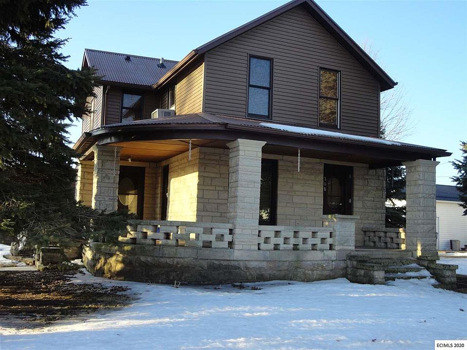 1st image of 208 1st Ave E