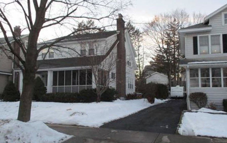 2nd image of 32 Brookline Ave