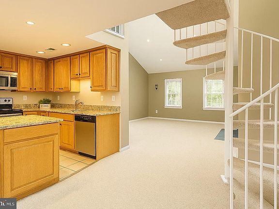 4th image of 10194 Ashbrooke Ct #119