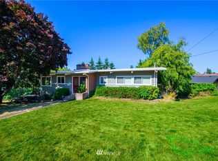 2105 East Ave, Anacortes, WA 98221