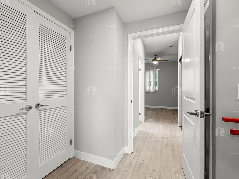 (Ar/Ji/Yo:B) 10960 Ratner Street — Photo 8