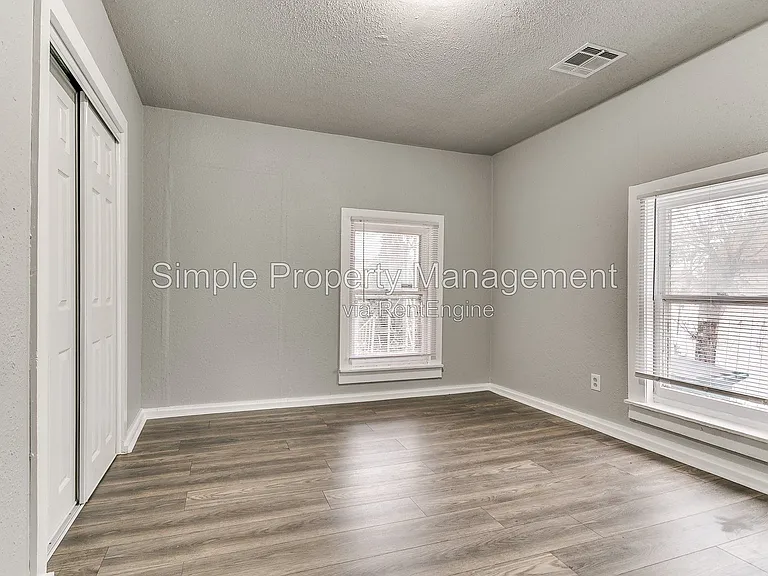 1728 NE Euclid St — Photo 26