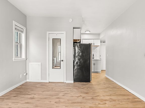 5th image of 1216 Williamson St #14667644