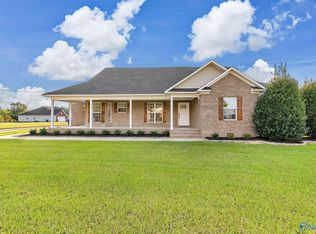 116 Old Glory Ln, Albertville, AL 35950