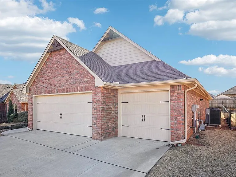 600 Dardanelle Pass — Photo 1