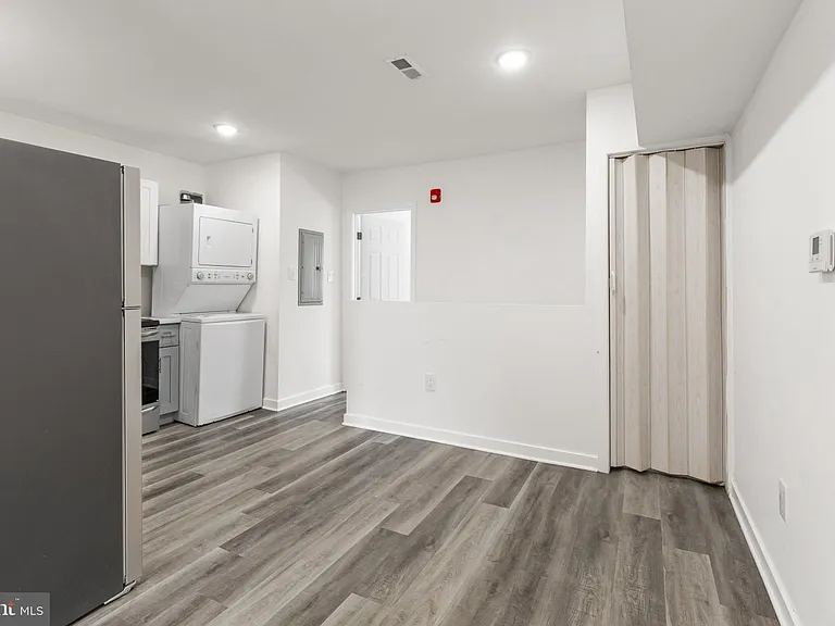 2550 Kensington Ave #3 — Photo 6