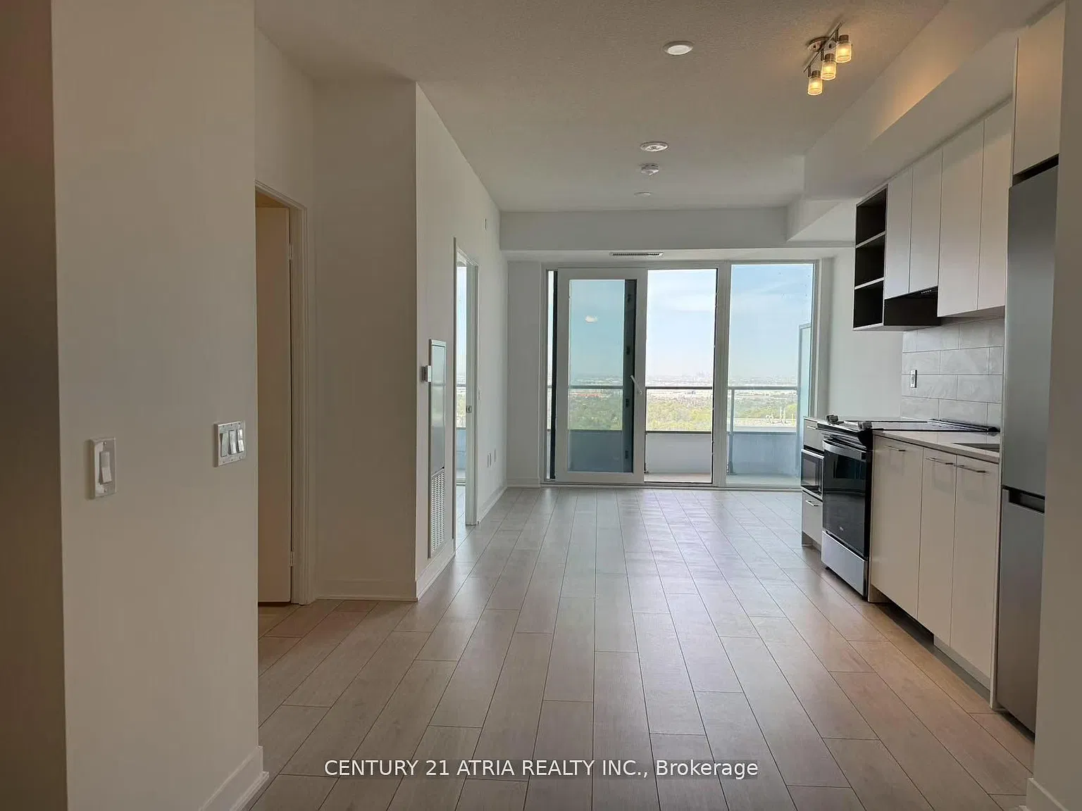 2 bed, $2,250 — Photo 2