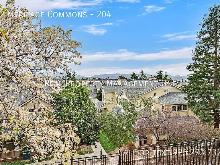 32 Meritage Cmn #204 — Photo 6