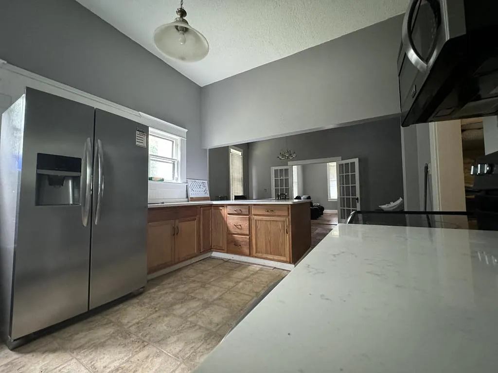 906 N Penelope St — Photo 4