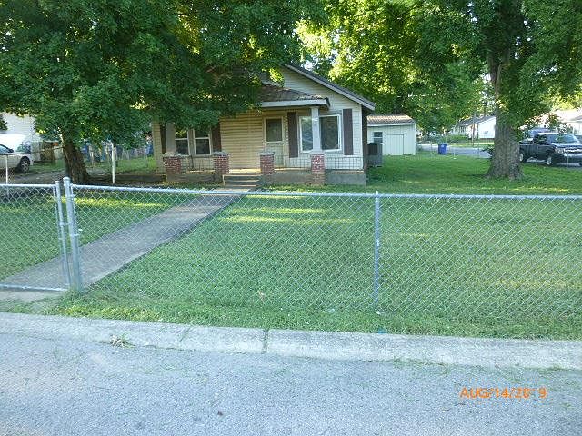 1st image of 527 Highland Ct