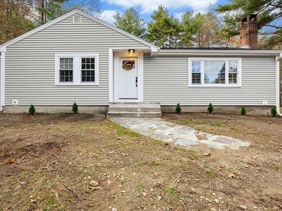 8 Old Farm Rd, Hanover, MA, 02339