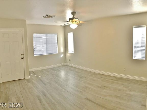 3rd image of 10381 Coyote Cub Ave