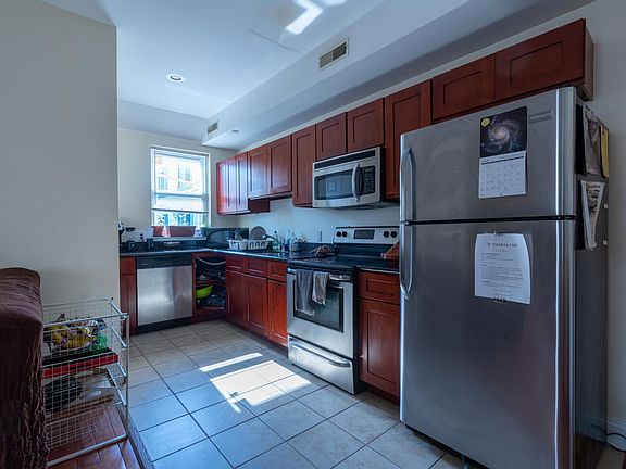 2nd image of 437 N Wiota St #202