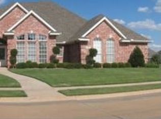 4939 Silver Crest Dr, Wichita Falls, TX 76310