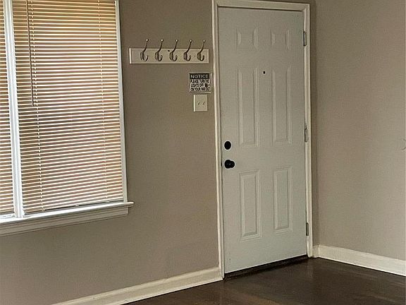 5th image of 10223 Cabot Dr