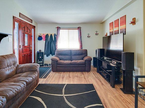 3rd image of 3404 SW Pumice Ave