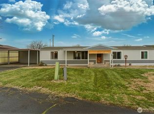 806 SE Mockingbird Drive, College Place, WA 99324