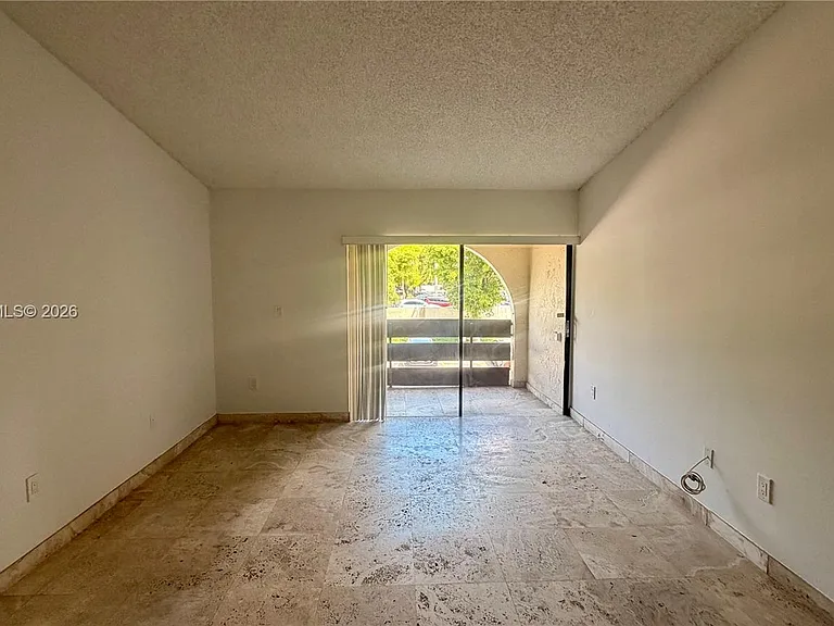 8811 SW 123rd Ct #203-1 — Photo 3