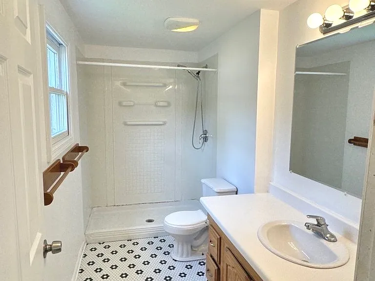 3706 Buchanan Rd — Photo 7