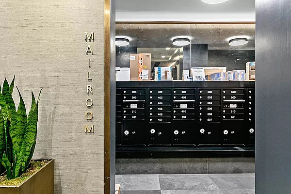 Rented by Tapiro Realty | media 43