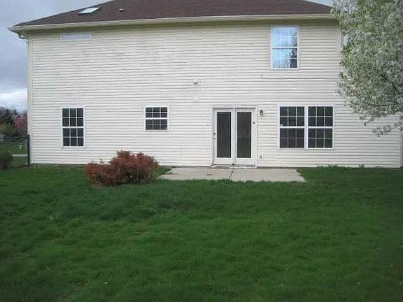 3rd image of 411 Garden Grace Dr