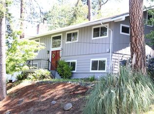 1236 SE Hawthorne Dr, Roseburg, OR 97470