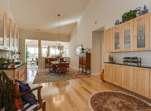 5th image of 6907 Arthur Hills Dr