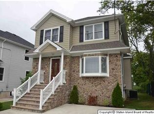 1054 Annadale Rd, Staten Island, NY 10312