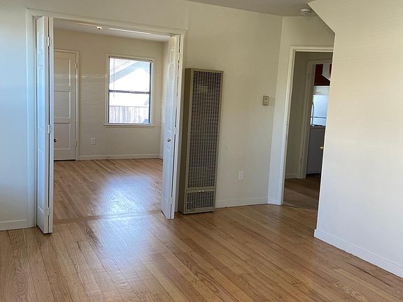 3rd image of 3805 Donner St #1