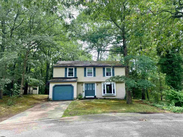 702 Nacote Creek Ct, Galloway, NJ 08205